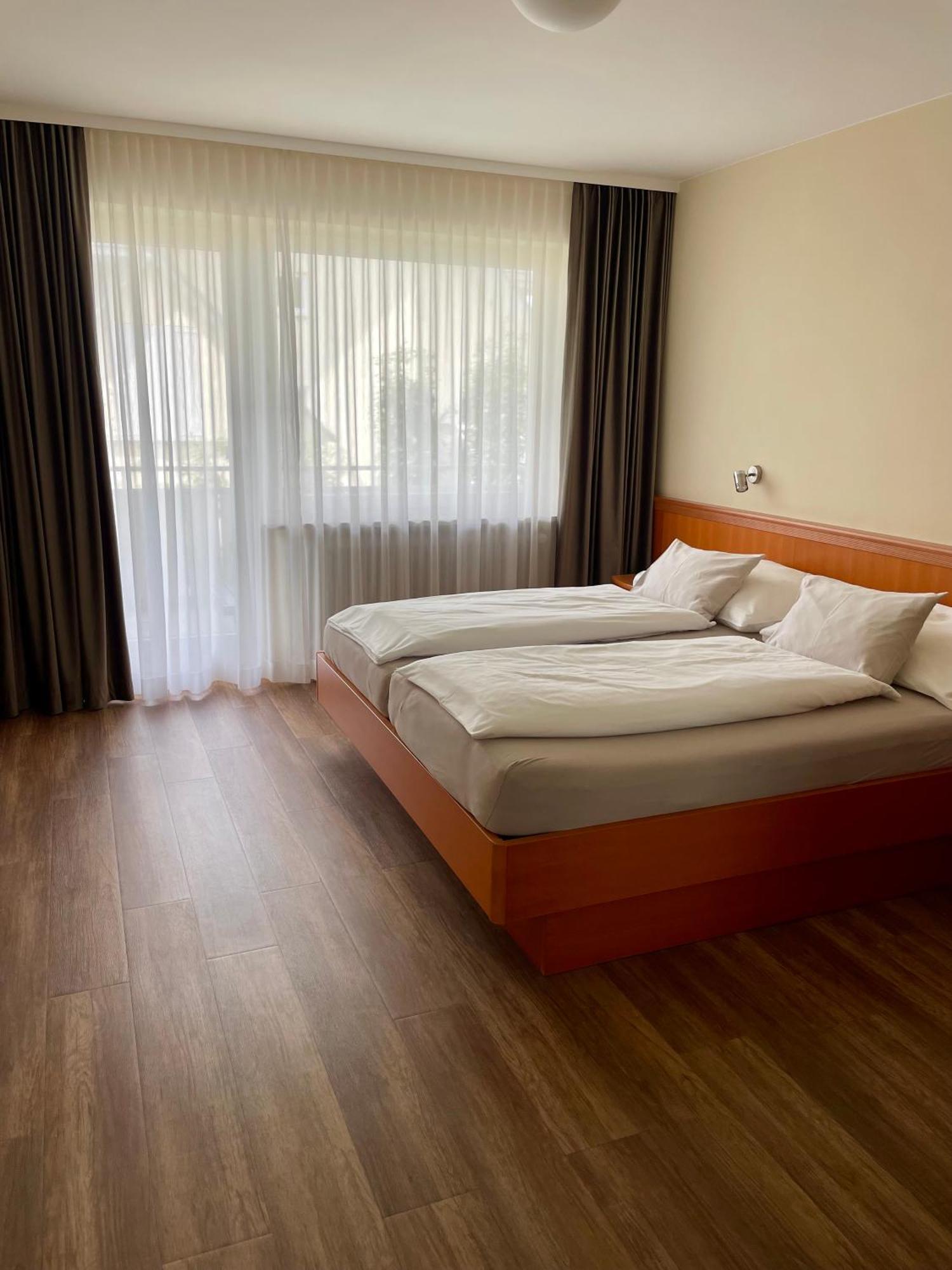 Hotel Gaestehaus Zuern Wasserburg Eksteriør billede